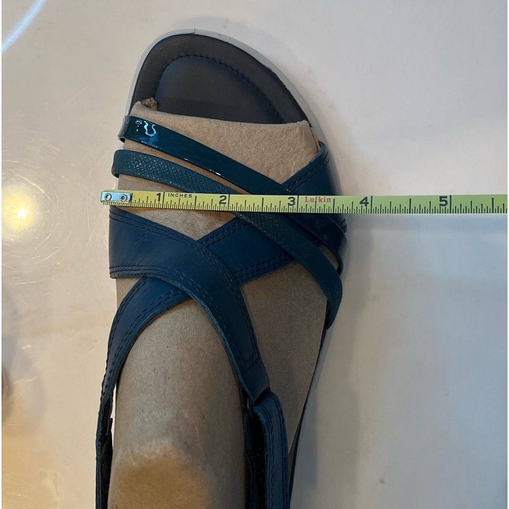 NEW IN BOX Felicia Sandal Dark Petrol Leather
Adjustable Strap Wedge Sandal. - Picture 14 of 14